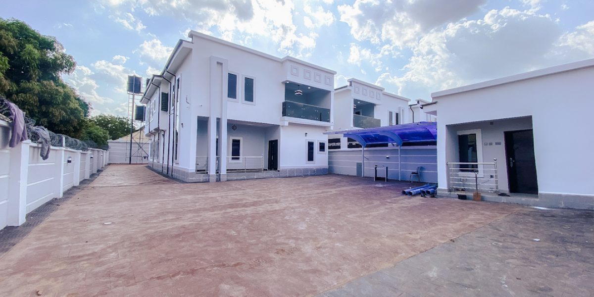 Duplex for Sale Duplex for Sale